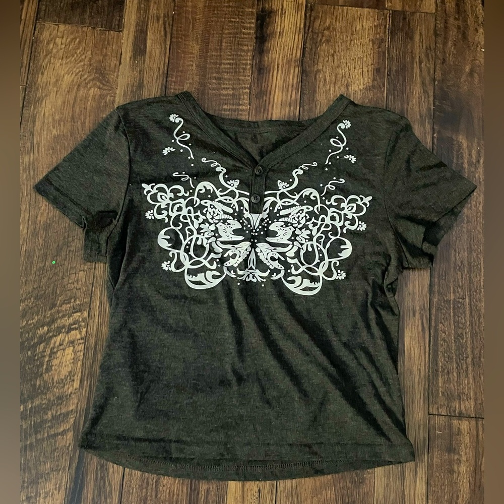 Cotton on: Dark grey and dark toned white fits as a more baggy but still small!